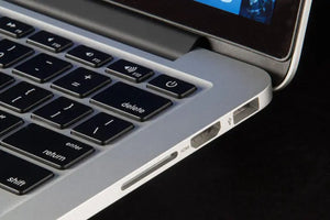 Apple MacBook Pro 13" - Core i5 / 8GB Ram / 256GB Storage / MacOS Monterey